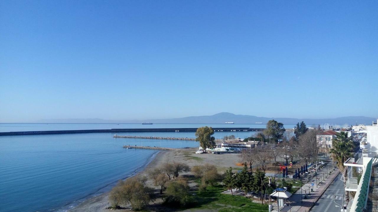 Seafront Penthouse Leo Apartment Kalamata Exterior photo