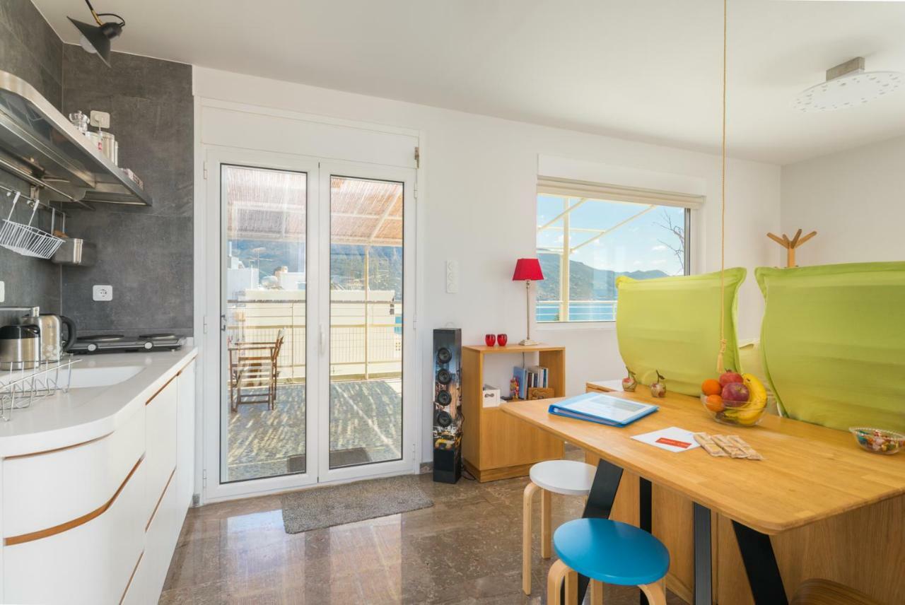Seafront Penthouse Leo Apartment Kalamata Exterior photo