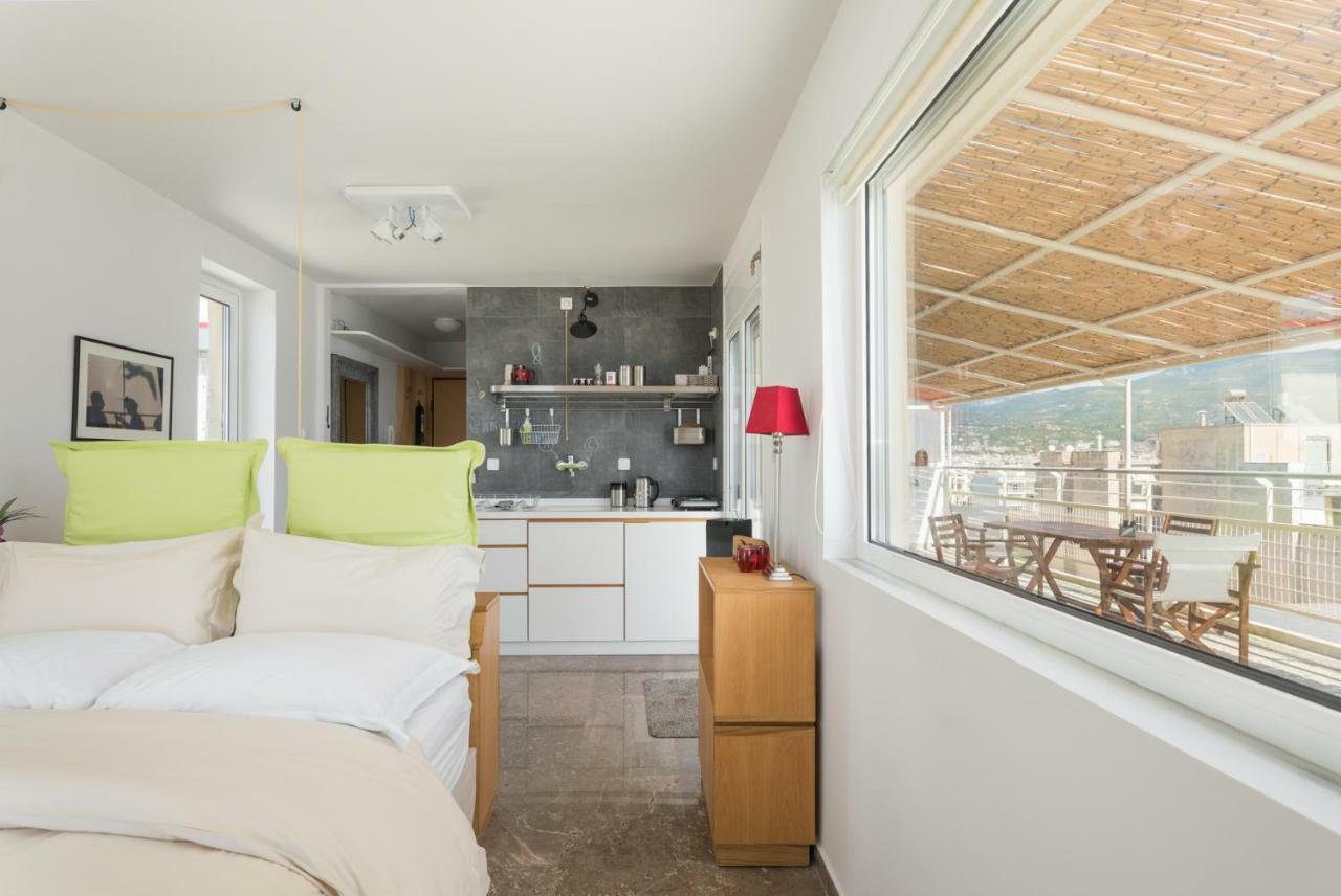Seafront Penthouse Leo Apartment Kalamata Exterior photo