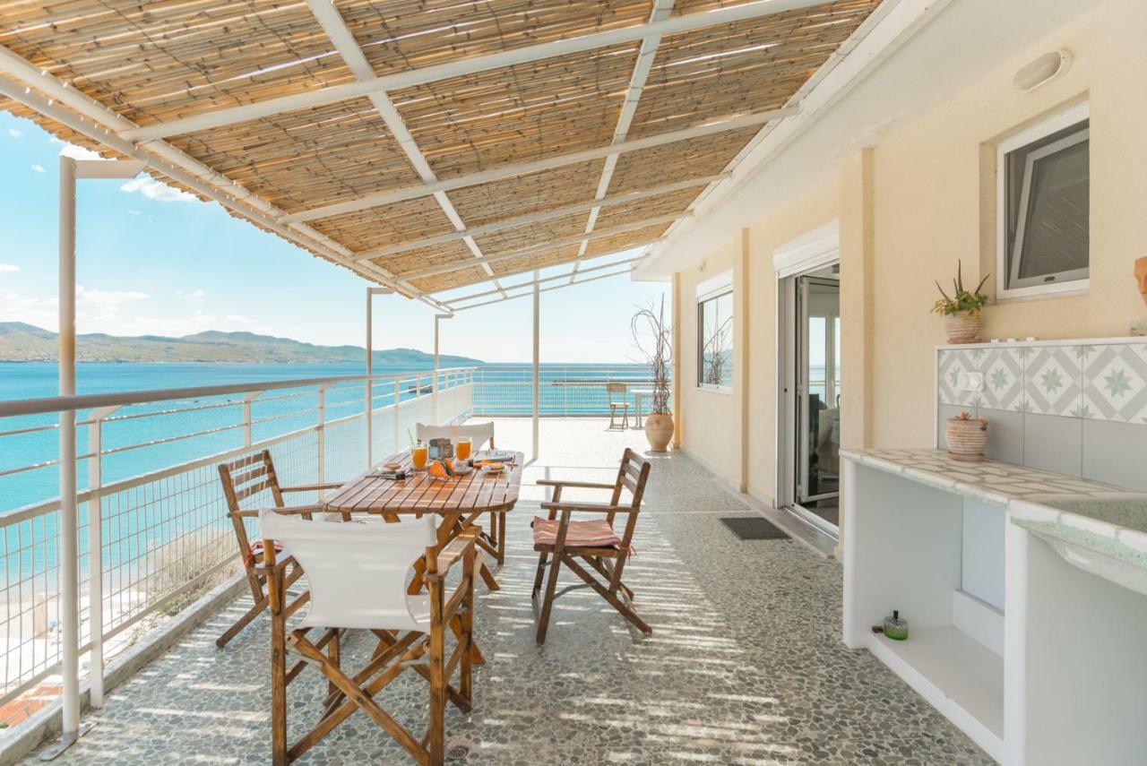 Seafront Penthouse Leo Apartment Kalamata Exterior photo