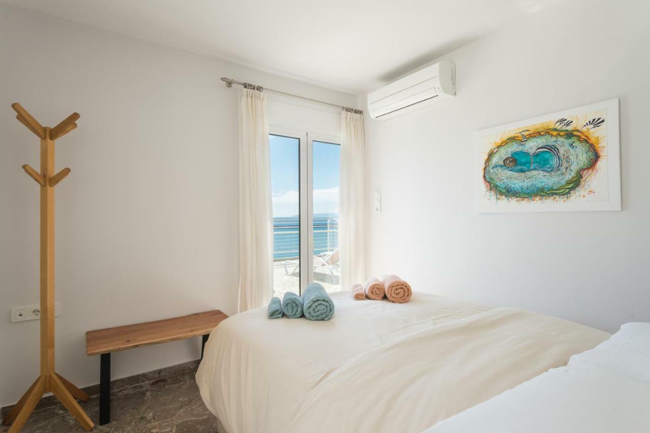 Seafront Penthouse Leo Apartment Kalamata Exterior photo